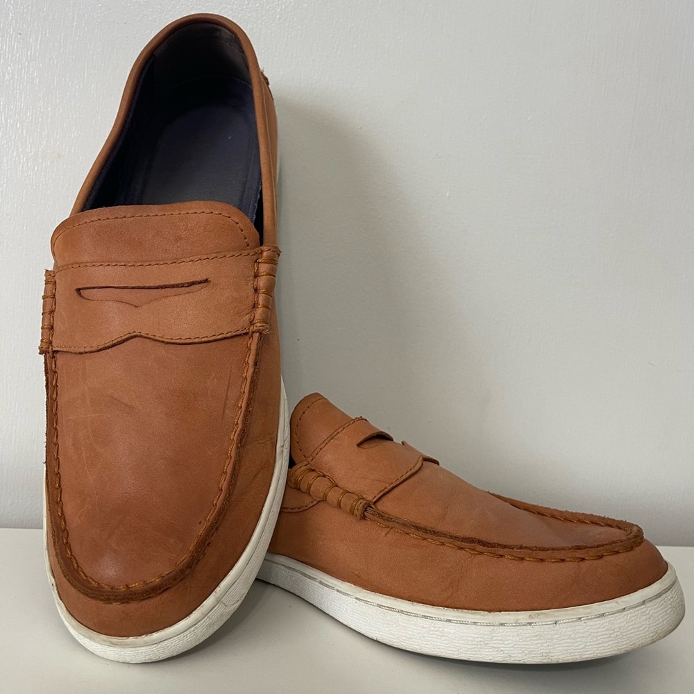 Good preowned COLE HAAN Tan LEATHER LOAFER SHOES SLIP ON 10.5